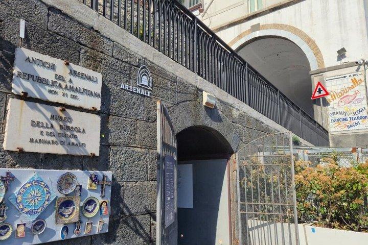 Amalfi coast - Sorrento 6h Shore Escursion & Arsenal Museum