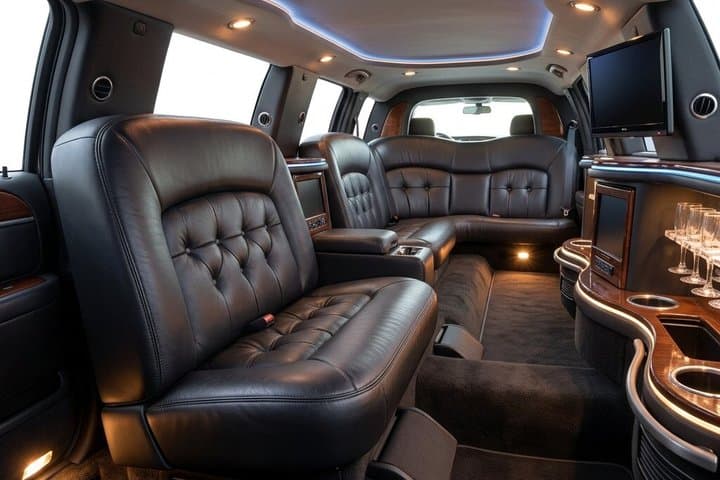 Top Rated Private New York Highlights Tour by Stretch Limousine