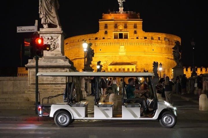 Rome Evening Golf Cart Tour with Gelato and Historic Squares