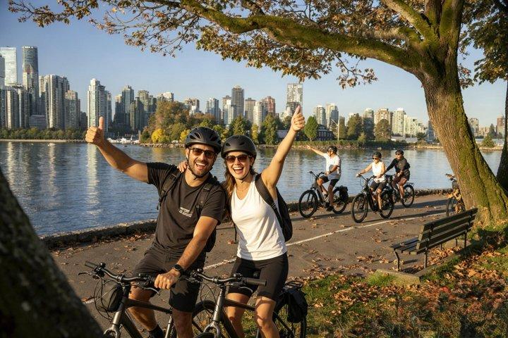 Ultimate Vancouver City Tour: Landmarks, Views and Capilano