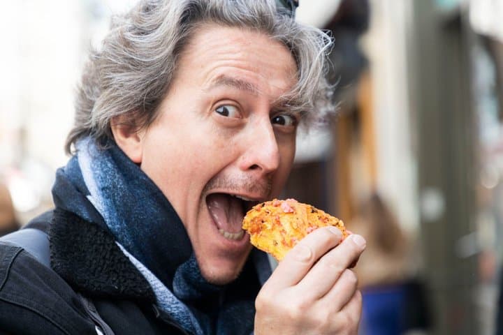 2 Hour Express Paris Centre Food Tour with 4 Tastings & Fine Wine