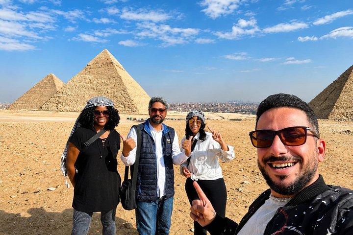 All-Inclusive Tour: Giza Pyramids, Sphinx, Saqqara & Dahshur