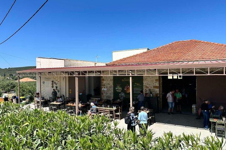 Small-Group Honey & Extra Virgin Olive Oil Tasting Tour in Crete