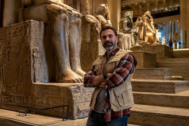 VIP Giza Pyramids & Egyptian Museum Tour Camel Ride Experience