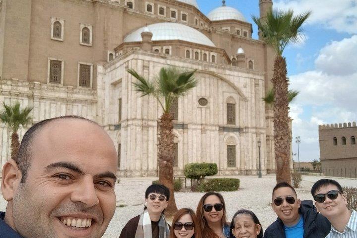 Full-Day Cairo Tour with Egyptologist Museum, Old Cairo&Bazar