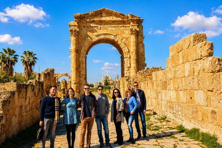 Sidon, Tyre & Maghdouche Small-Group Tour | Lunch Included