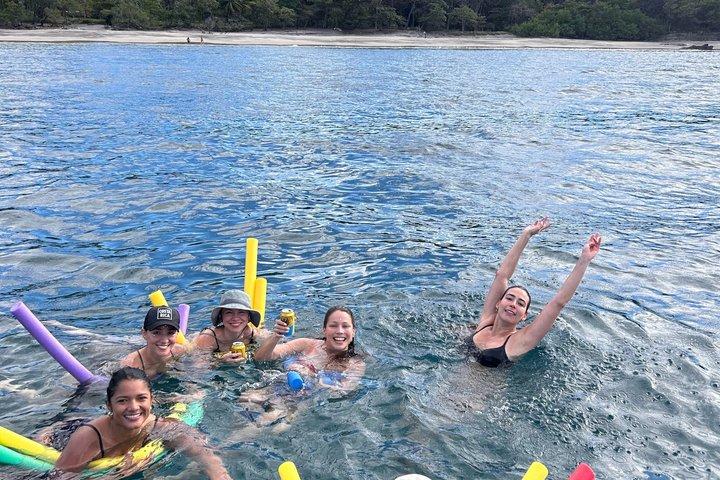 CR Tamarindo Catamaran Tour – Sunset Cruise, Open Bar & Snorkel