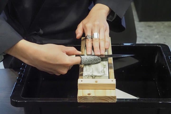 Make Your Own Knife in Osaka (Sharpening and Engraving)
