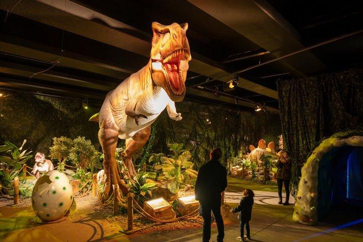 Dinos Alive: Immersive Dinosaur Experience San Diego