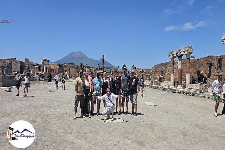 Pompeii: Tour with Archaeologist Guide & Skip-the-Line Entry
