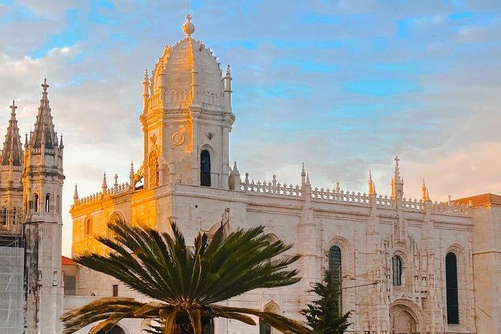 Lisbon Belém Walking Tour with Dog Lilly and Guide Annie