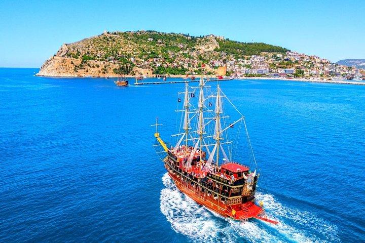 Alanya Pirate Boat Trip All-Inclusive with Lunch & Transfers