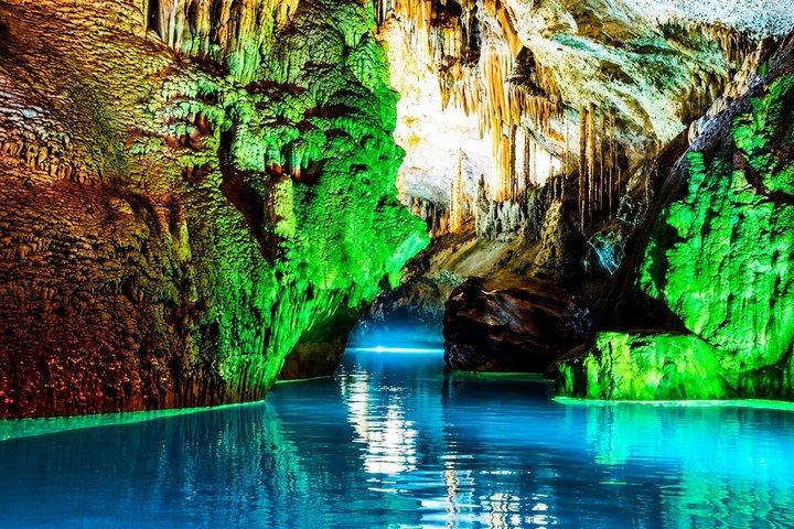 Private Jeita Grotto, Harissa Cable Car, Byblos & Dog River Tour