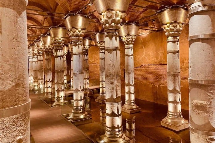 Istanbul: Blue Mosque, Hagia Sophia & opt. Cistern Tour