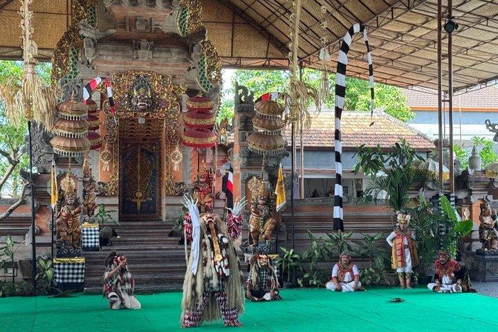 Ubud Kecak Fire Dance Show in Temple Theatre