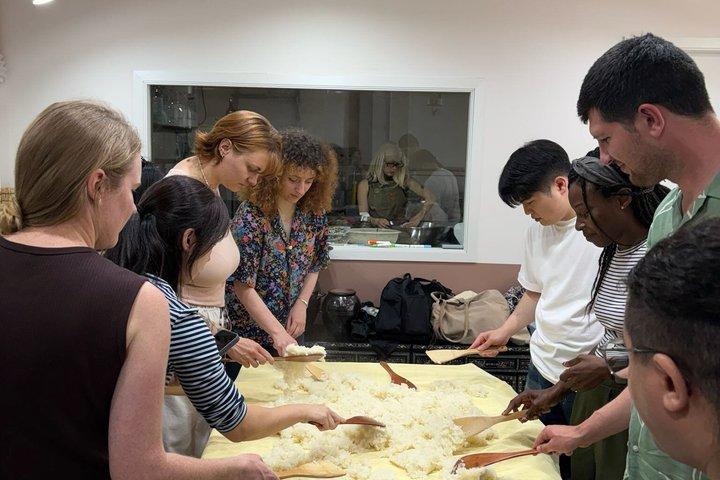 Makgeolli Brewing Class