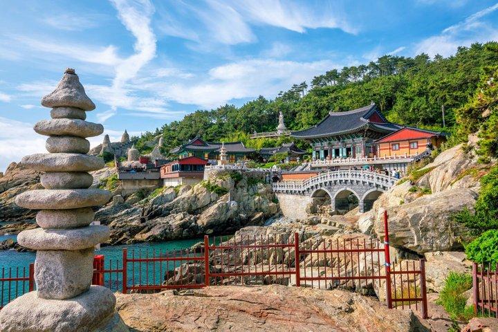 Sky Capsule and Hotel Pickup Included Small Group Busan City Tour
