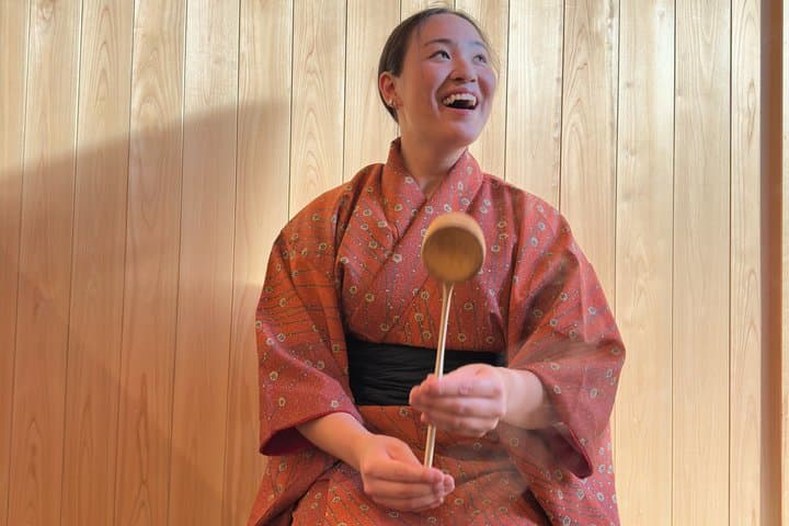 Tokyo: Friendly Matcha Making from Leaf to Cup with Sweets