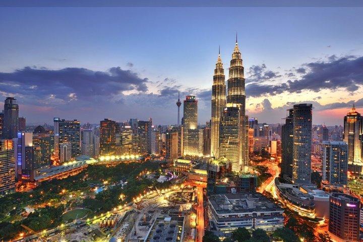 Petronas Twin Towers SkyX Admission Ticket, Kuala Lumpur