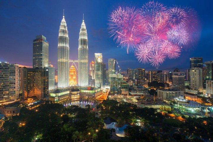 Petronas Twin Towers SkyX Admission Ticket, Kuala Lumpur