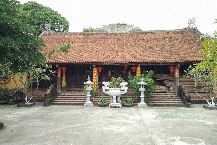 Hanoi to Perfume Pagoda Day Trip with Lunch Included