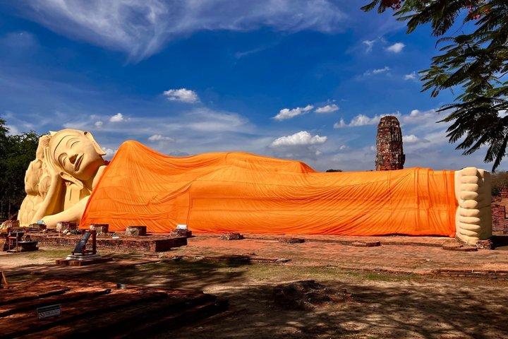 Definitive tour of 4 ancient capitals Ayutthaya ruins in Japanese