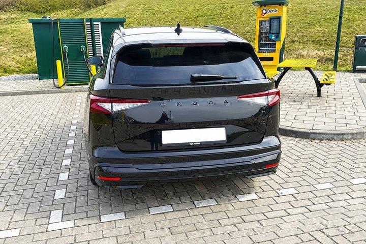 Schiphol Airport : Private Transfer to/from Amsterdam City
