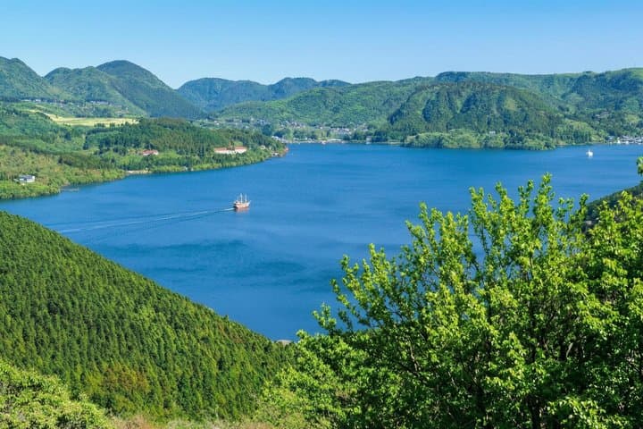 Tokyo: Mount Fuji, Hakone Lake Ashi Cruise and Owakudani Day Tour