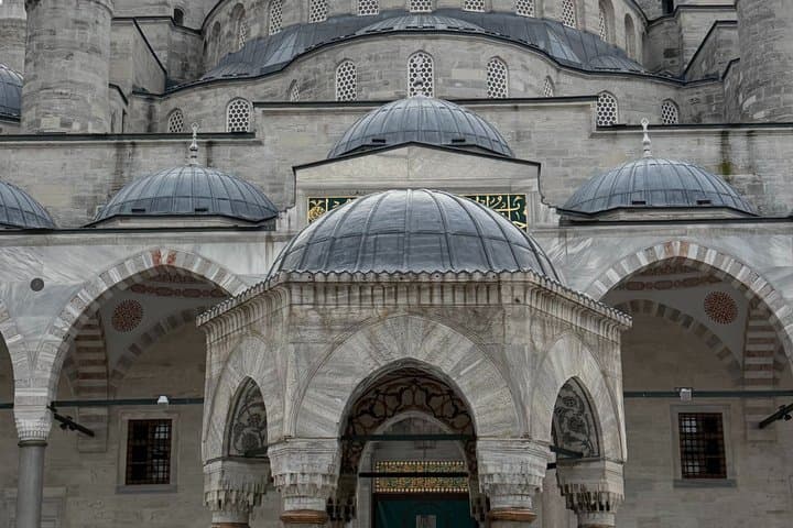 Istanbul Highlights Private Tour: Hagia Sophia & Grand Bazaar