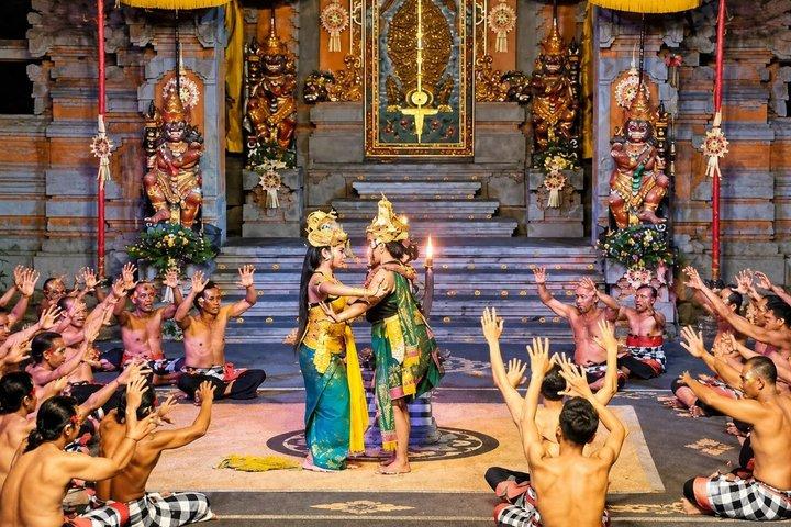 Ubud Kecak Fire Dance Show in Temple Theatre