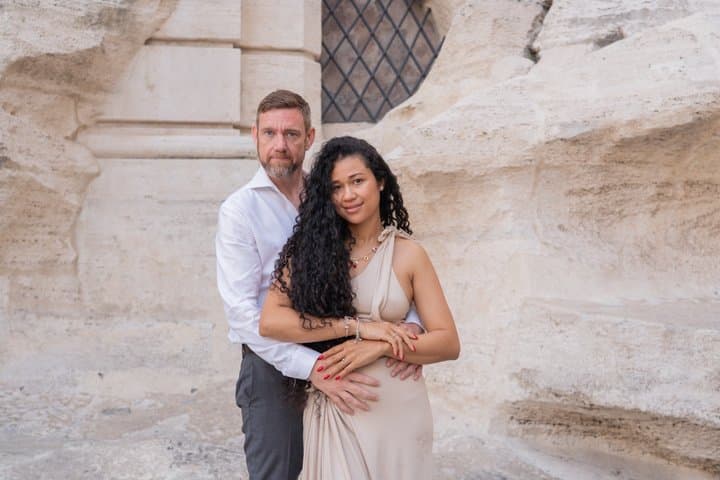 Rome: Iconic Private Photoshoot at Trevi Fountain & Colosseum