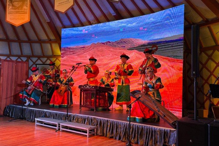 Ulaanbaatar: Live Traditional Mongolian Cultural Heritage Show