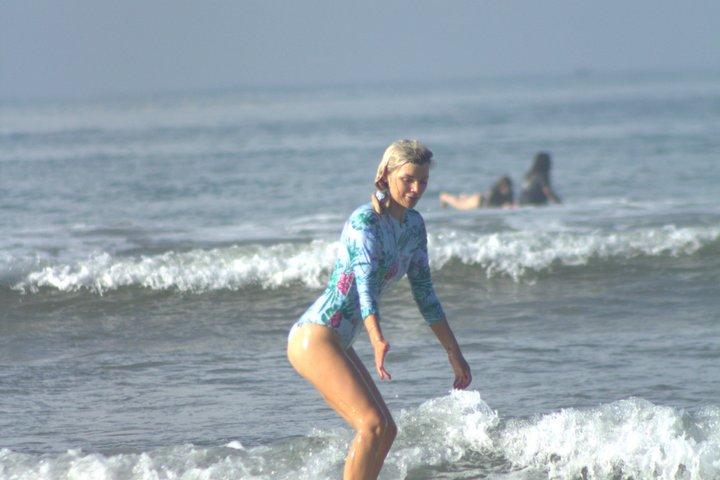 Surf & Stay : Private Surf Lesson & Surf Camp – Weligama