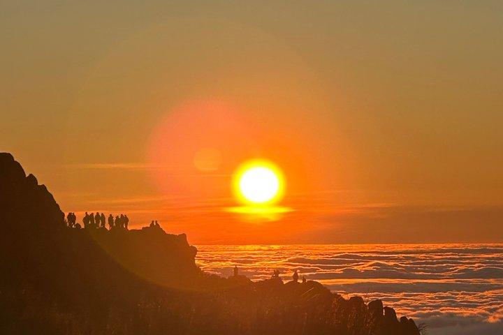 PICO DO ARIEIRO SUNRISE, Stairs of heaven , Camara de lobos