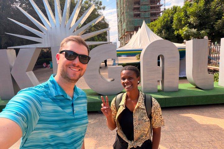 Kigali Private Car Guided City Tour by a Local