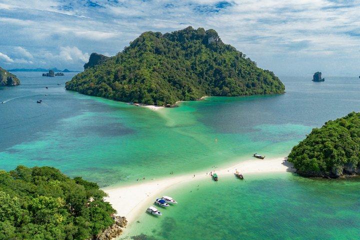 Krabi 4 Island Tour by Longtail Boat with Hotel Transfer
