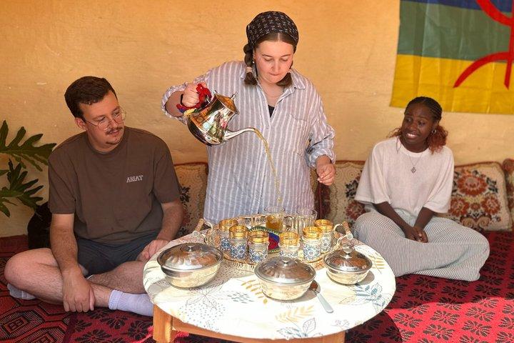 Make Msemen and Harcha Amlou and Tea with a Local Family in Rabat