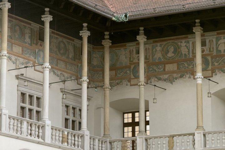 Krakow: Guided Tour of Wawel Castle & Cathedral