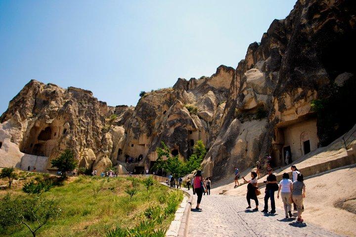 Small Group Cappadocia Red Tour with Lunch and Open Air Museum