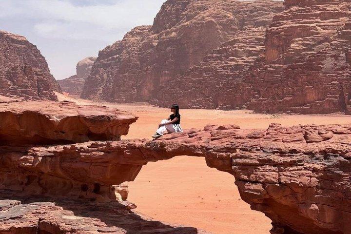 2 Hour Morning or Sunset Jeep Tour in Wadi Rum Desert Highlights