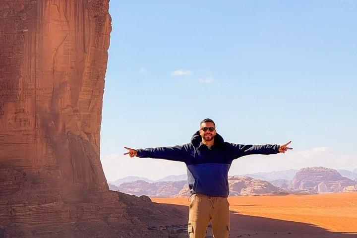 2 Hour Morning or Sunset Jeep Tour in Wadi Rum Desert Highlights