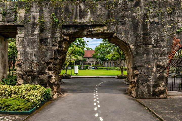 Manila Private City Tour