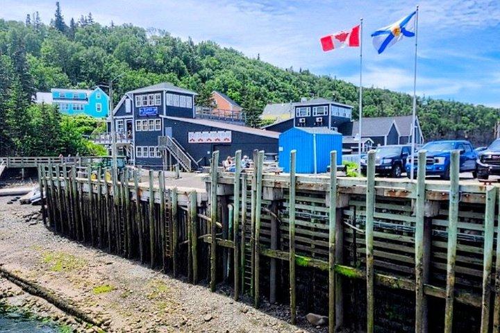 Annapolis Valley Experience Small Group Full Day Tour