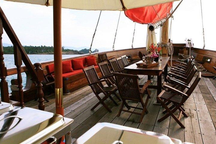Red Baron Sunset Dinner Cruise