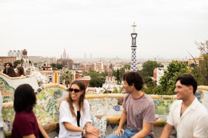 Park Guell and Sagrada Familia Tour with Skip the Line Tickets