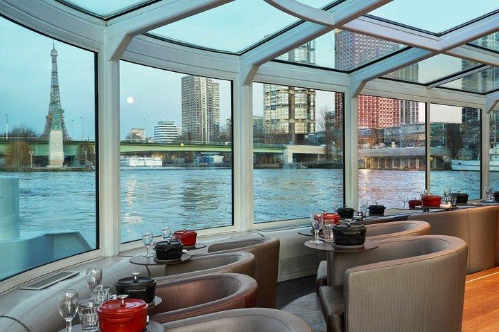 Paris Bastille Day Dinner Cruise with Champagne and Fireworks