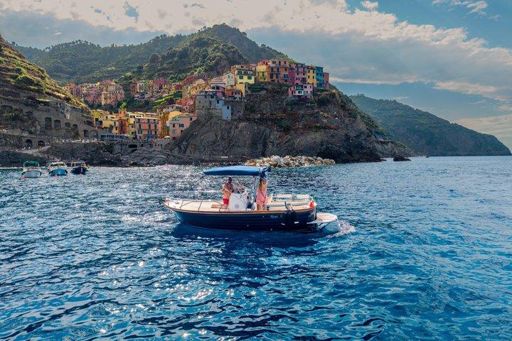 Cinque terre PRIVATE boat tour