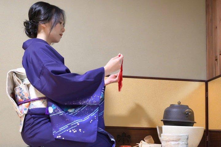 Kyoto: Kimono, Tea Ceremony with Japanese Garden and Studio
