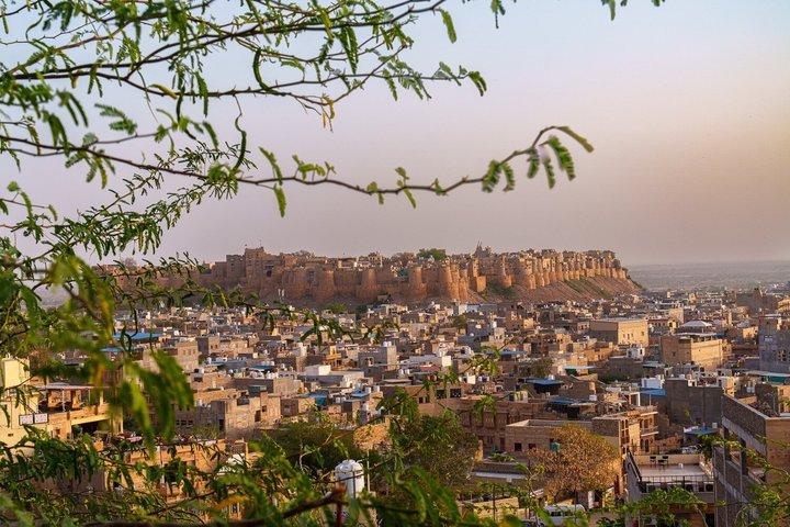 Private Full-Day Tour of Golden City Jaisalmer with Guide