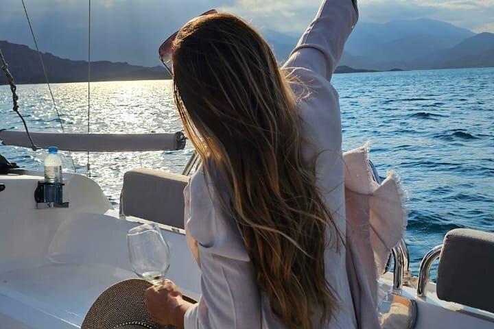Sailing boat ride in Potrerillos Mendoza